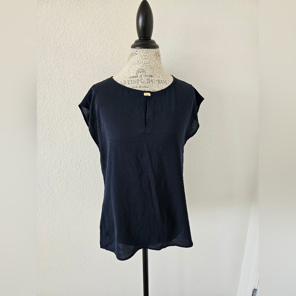 Banana Republic Navy Cap Sleeve Blouse with Gold Bar Detail - Size 8